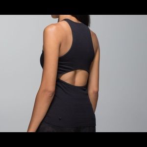 Brand New Lululemon Front & Centre Tank Size 4